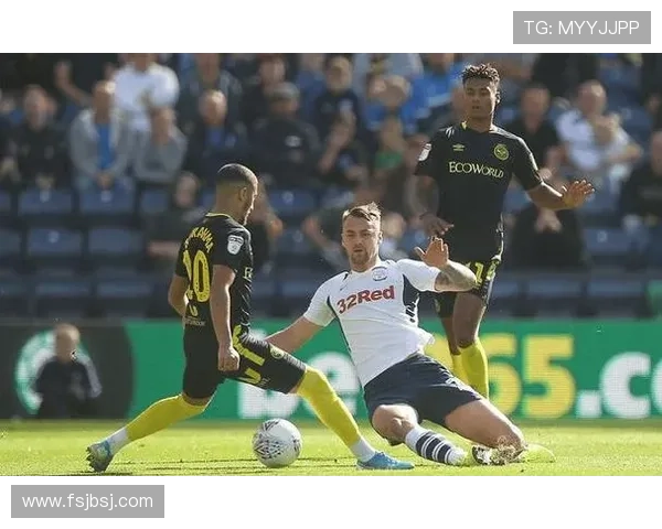 爱德华兹助卢顿近期表现稳健,英超保级竞争力增强 爱德华兹助卢顿近期表现稳健,英超保级竞争力增强