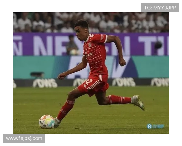 厄德高与穆西亚拉：技术型中场战术角色与风格对比